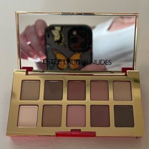 Brand new estee lauder nudes pallet